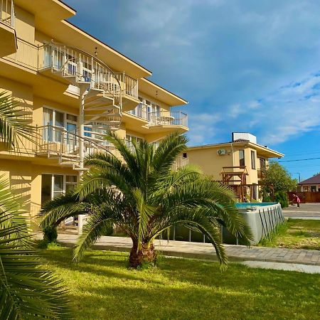 Mini Hotel Diva Alakhadzi Exterior photo