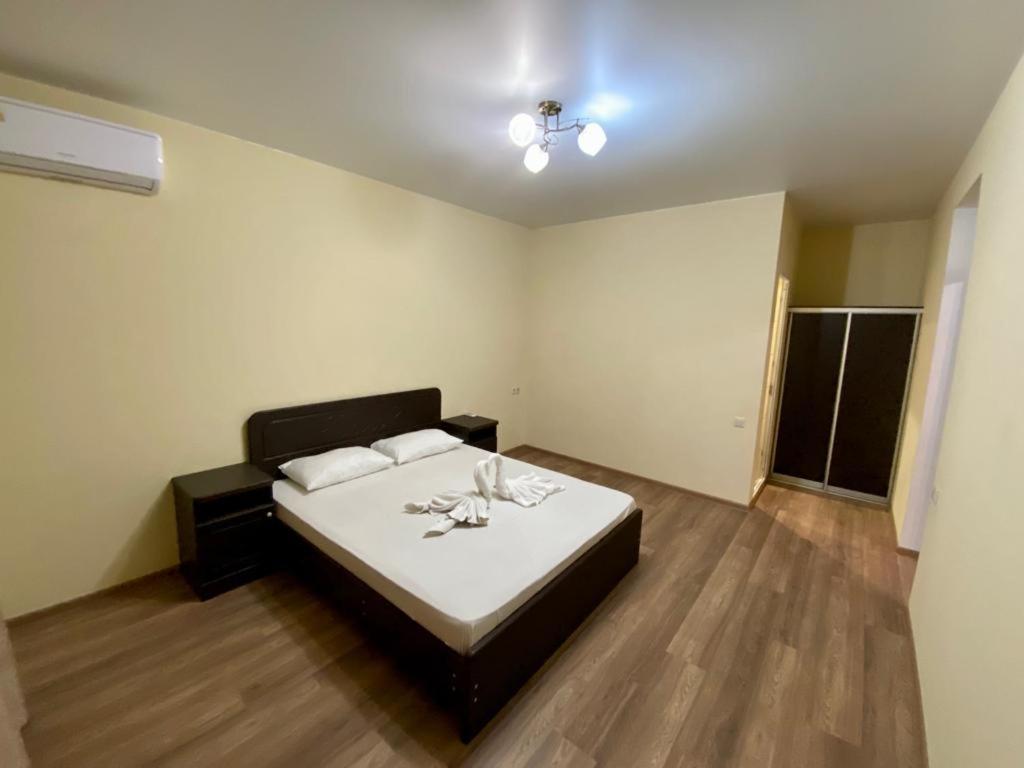 Mini Hotel Diva Alakhadzi Exterior photo